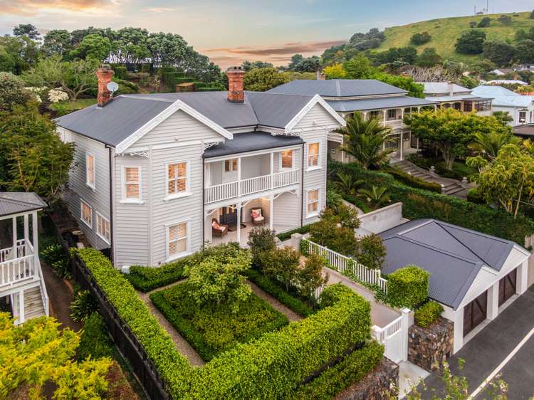 36 Albert Road Devonport_18