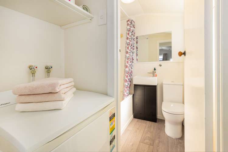 71 Golf Road Paraparaumu Beach_19