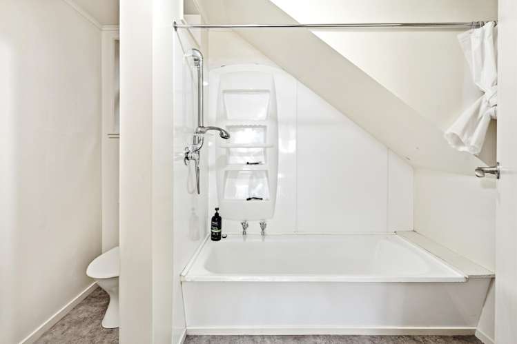 10 and 10a Cornwall Street Picton_27