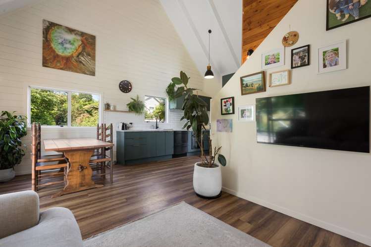 13 Cadman Street Waikino_6