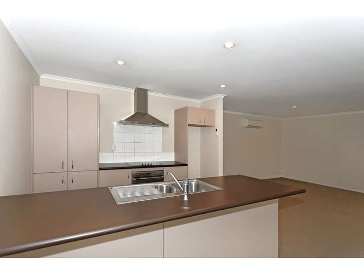 1 Kendall View Stoke_8