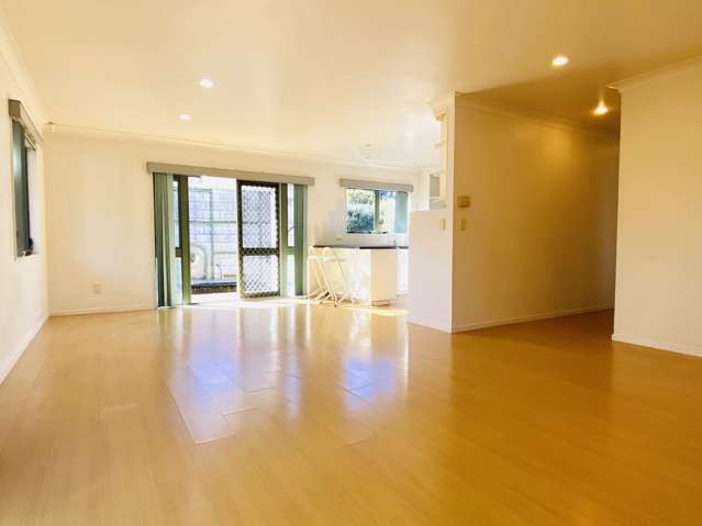 16A Cleghorn Avenue 10044_2