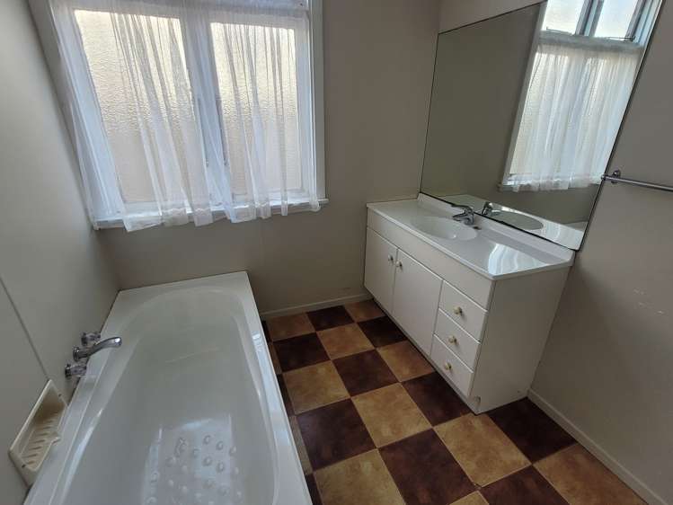 136 Russell Street Westport_10