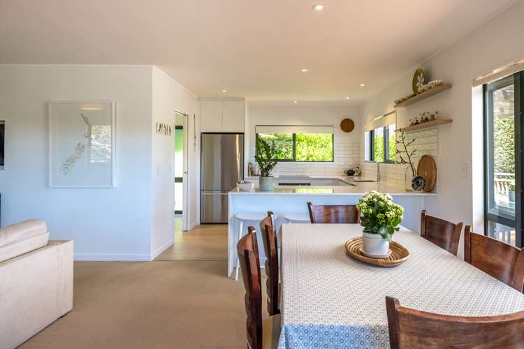 2 Hobson Terrace Onetangi_9