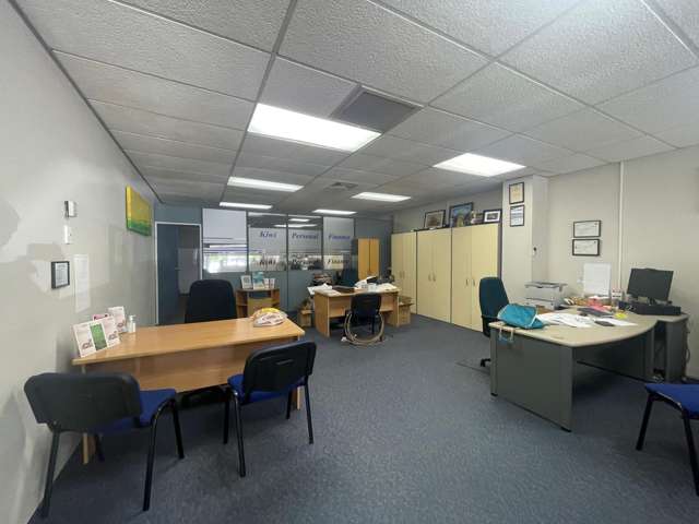 24 Delta Avenue New Lynn_3