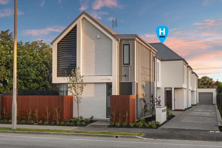 2/100 Innes Road Saint Albans_14