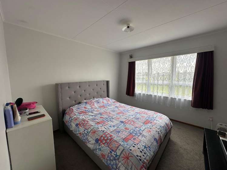 1 Plymouth Road 10480_6