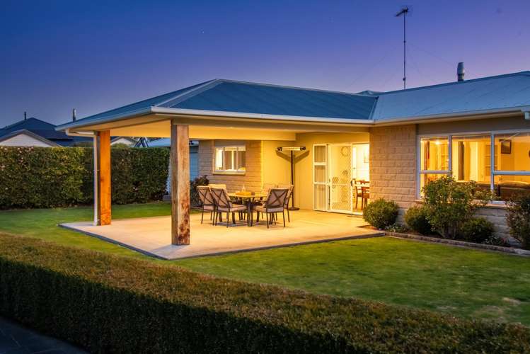 101 Lincoln Road Carterton_27
