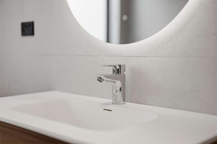 8 Whale Bay Rise Gulf Harbour_22