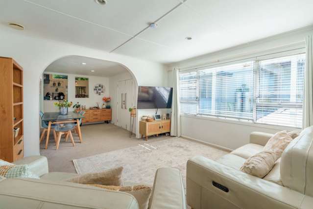 2/54 Lyons Avenue Murrays Bay_3
