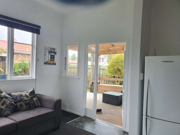 55 Sale Street Hokitika_14