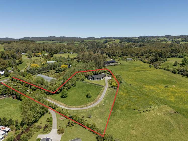 121 Leyland Road Whakamarama_23