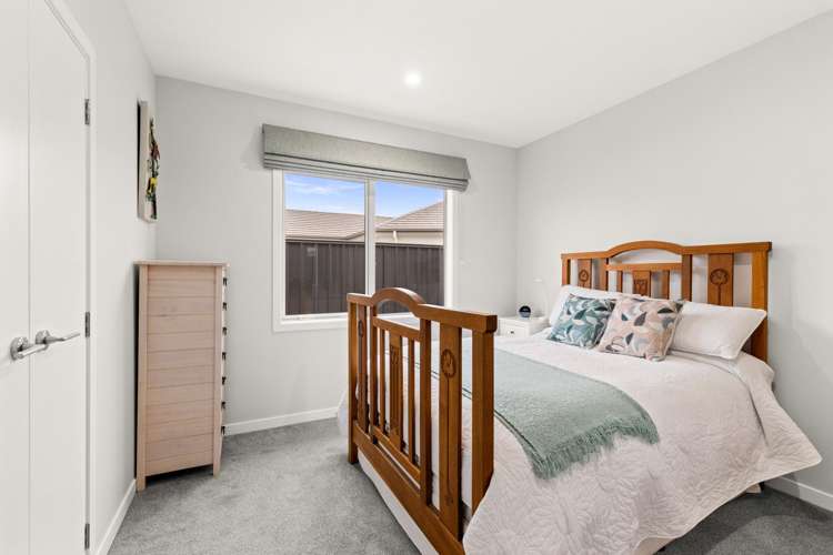7 Matau Crescent Frimley_17