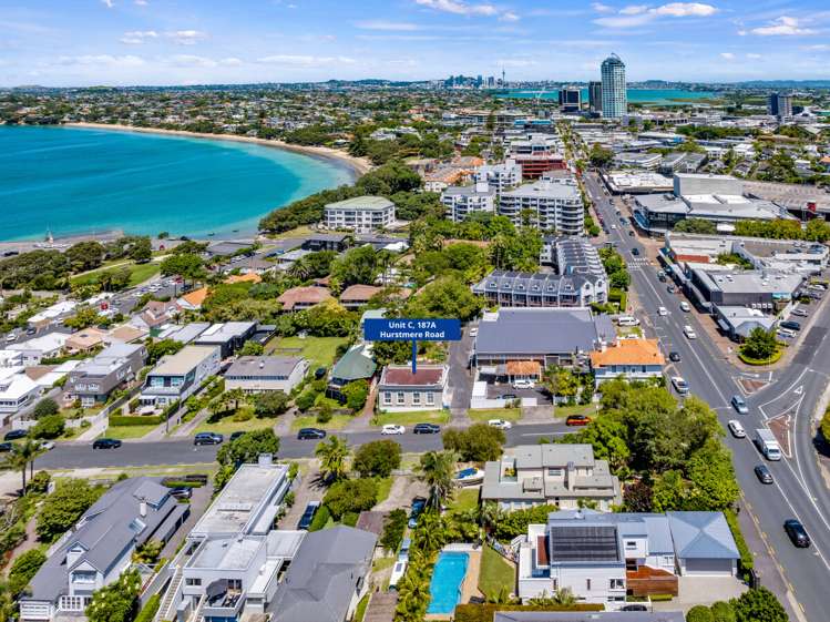 Unit C, 187A Hurstmere Road Takapuna_3