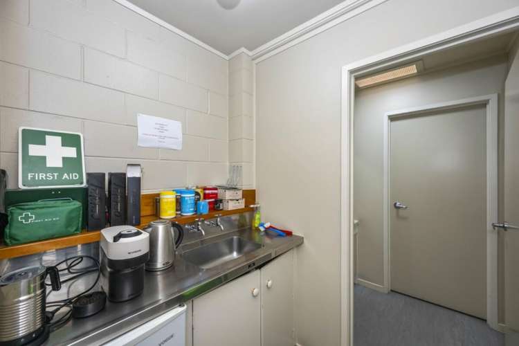 182 Station Road Penrose_8