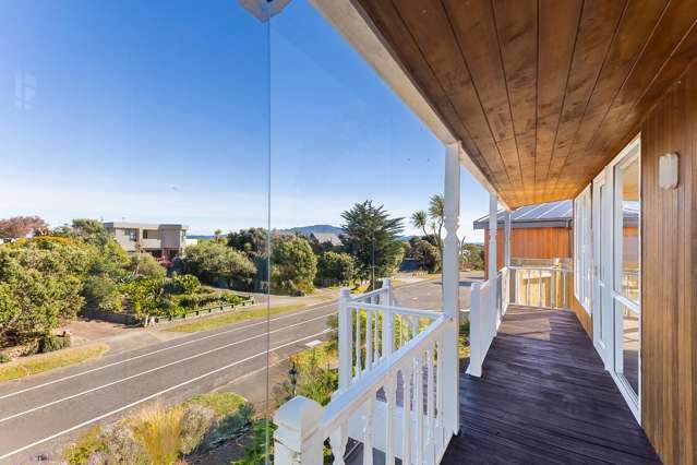 151 Weggery Drive Waikanae Beach_3