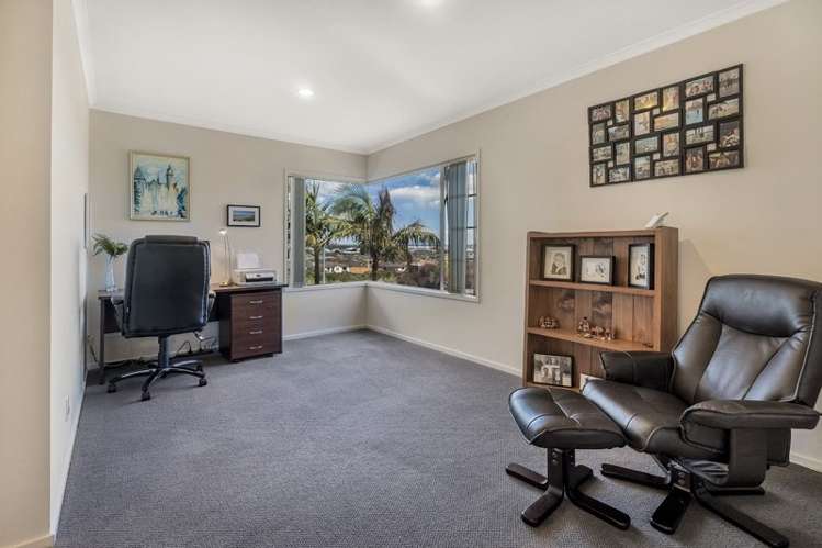 4 Baverton Drive Flat Bush_16