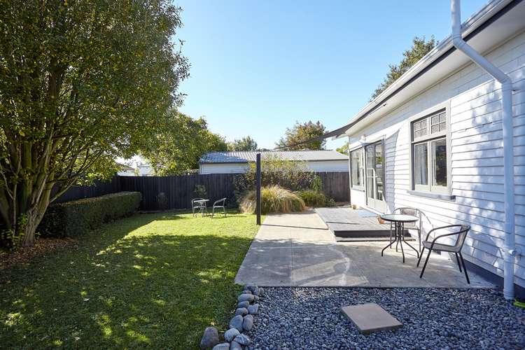 2/29 Wildberry Street Woolston_11