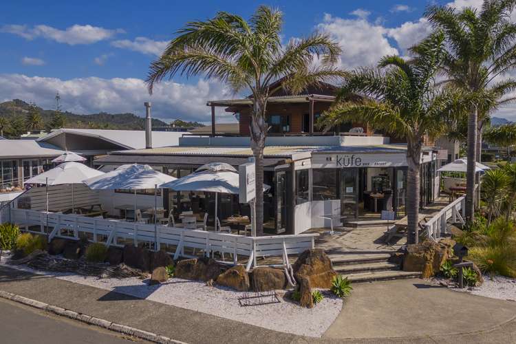 20 The Esplanade Whitianga_3