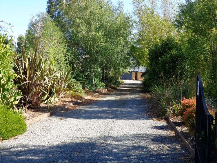 36 Stott Drive Darfield_16