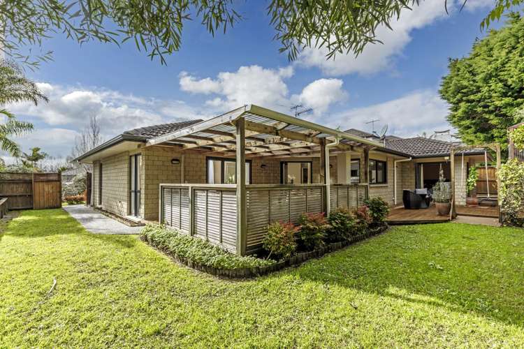 6 English Oak Drive Schnapper Rock_8