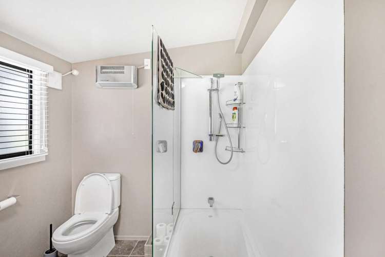 33 Aotea Crescent Gore_26