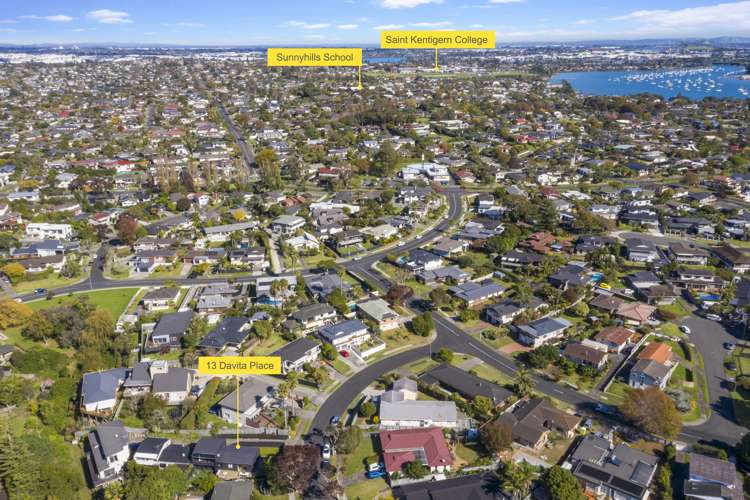 13 Davita Place Farm Cove_19