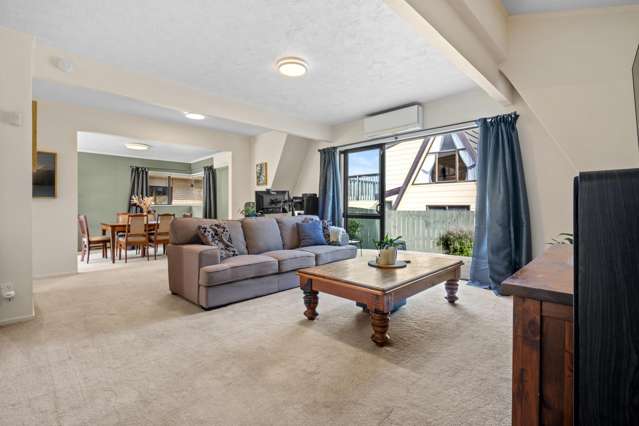 12 Eureka Place Parahaki_1