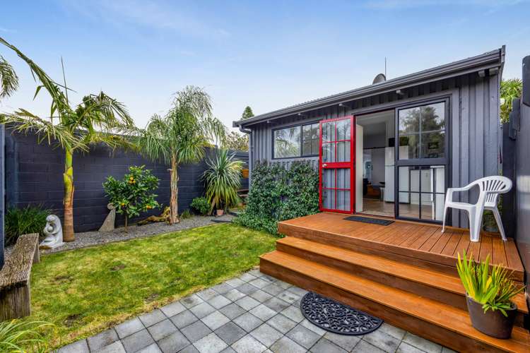 11a Mace Terrace Oakura_12