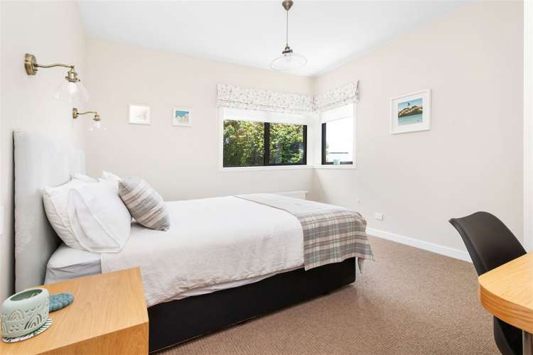 9 Roystone Way Huntsbury_20