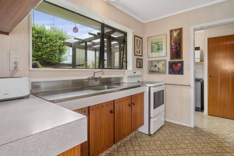 30 Emmett Street Greerton_10