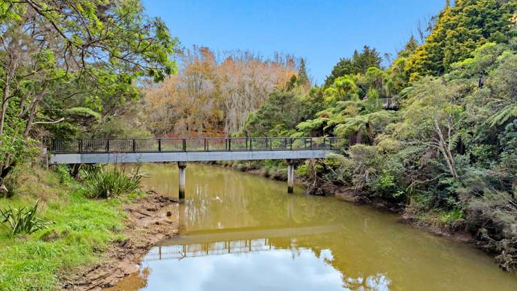 2D/4 Kell Drive Albany_24