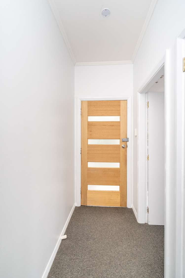 7 Edinburgh Street Green Island_18