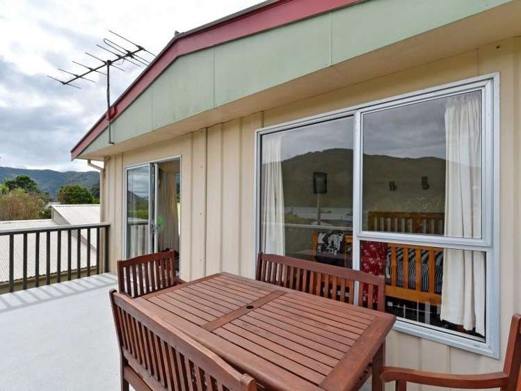 5 The Parade Okiwi Bay_4