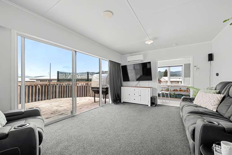 7 Prestige Place Maoribank_2