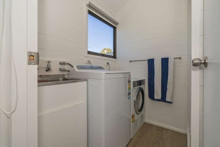 1 Mccormick Place Pauanui_17