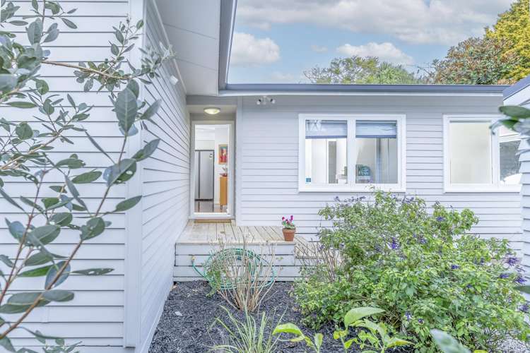 12b Brennan Avenue Te Atatu Peninsula_1
