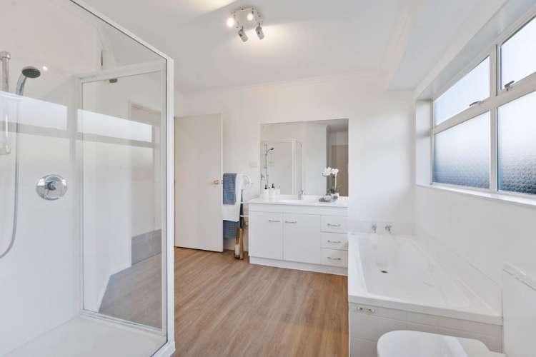 35 Weiti Road Orewa_17