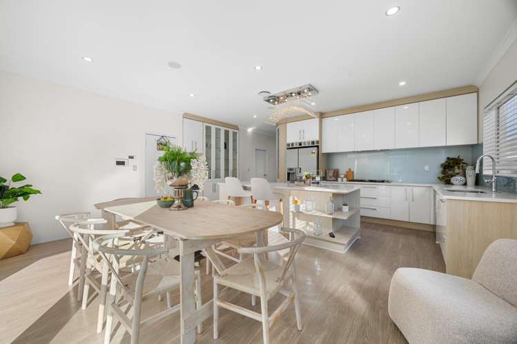 14 Kerrykeel Drive Flat Bush_10