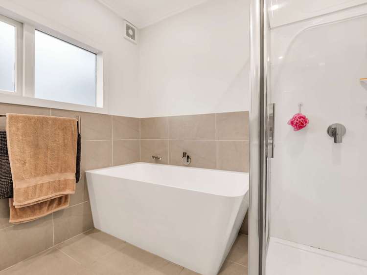 247a Hill Road The Gardens_15