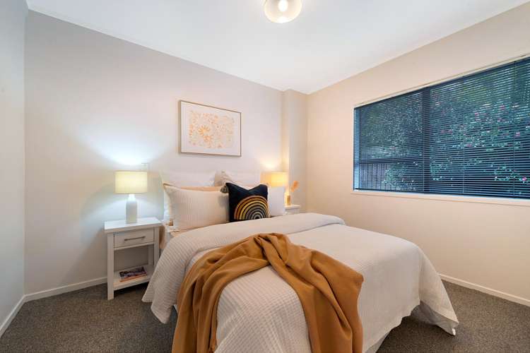 2/12 Grimshaw Place Henderson_28