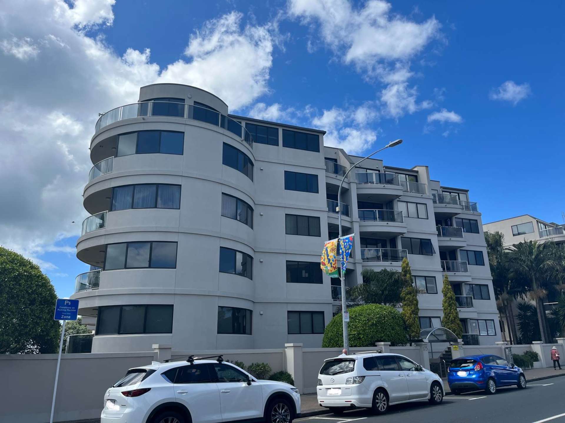 2b/171 Hurstmere Road Takapuna_0