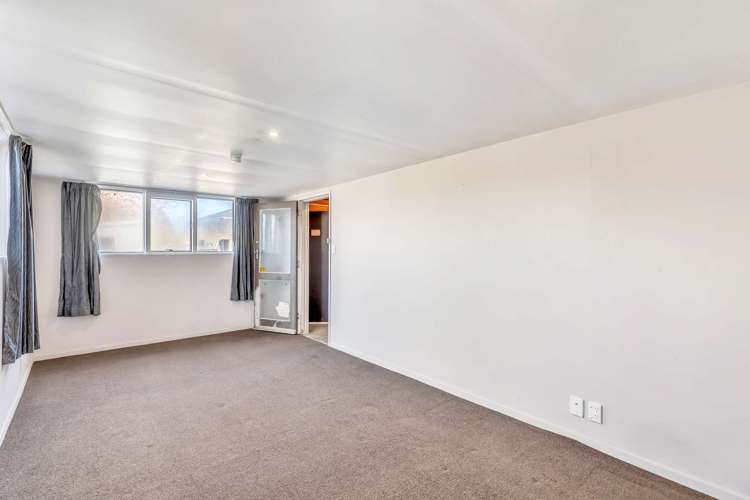 24 Orontes Street Shirley_18