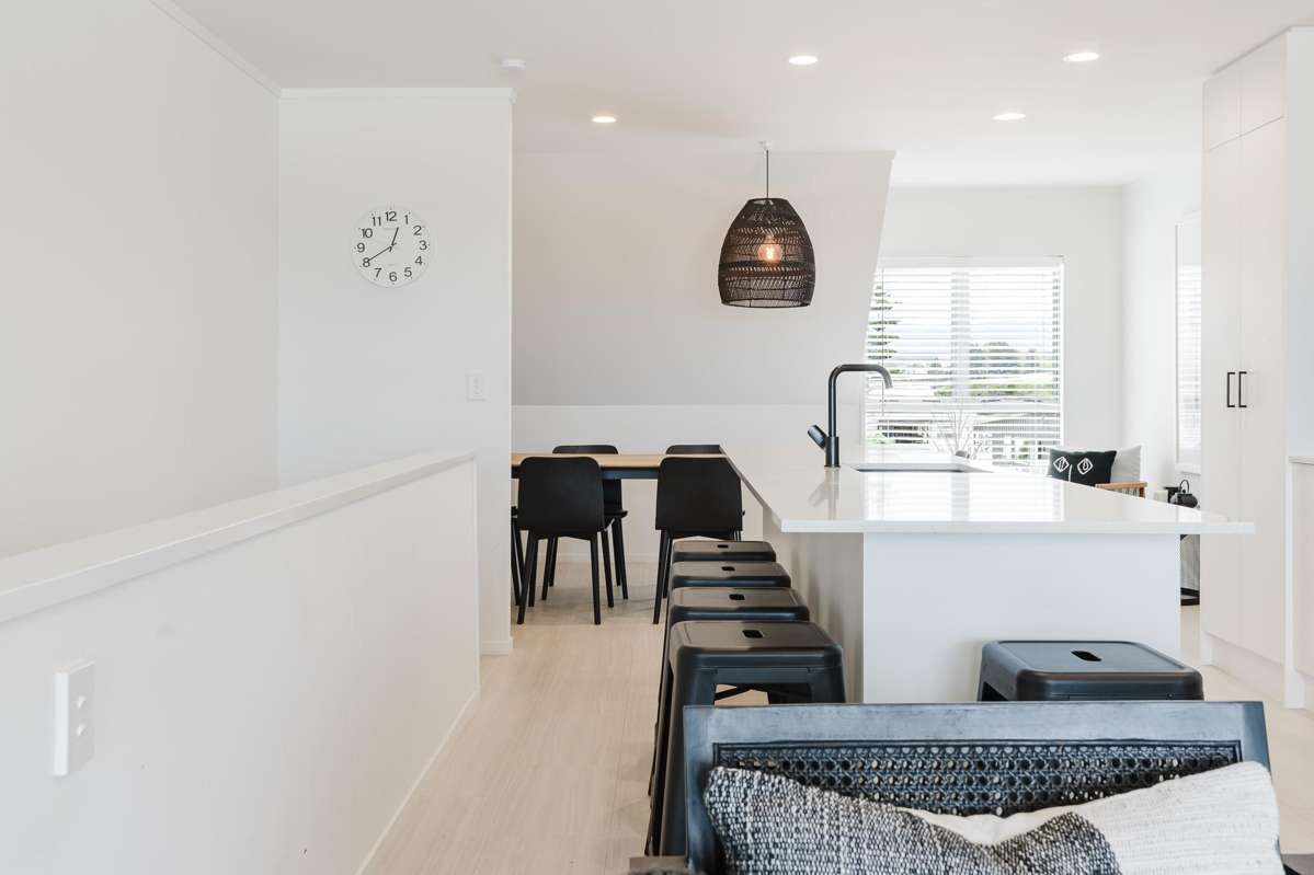 13/414A Ocean Road_2