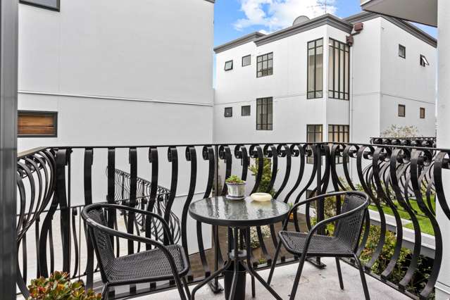 2b/30 Randolph Street Eden Terrace_1