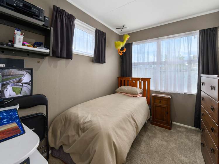 33 Alison Street Mangakakahi_10