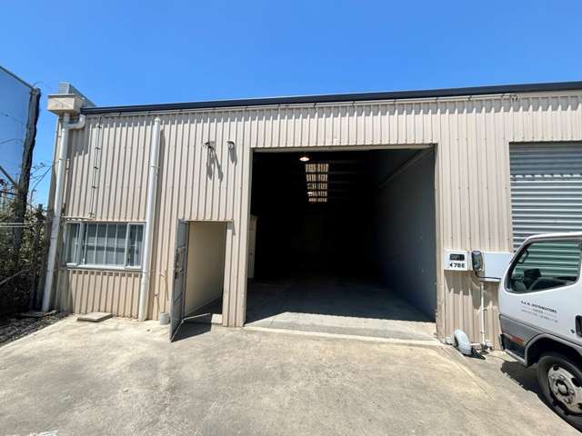 173m&sup2; Industrial Unit