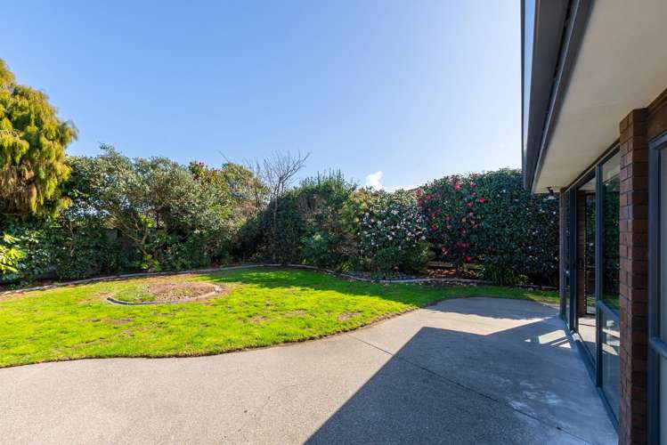 8 Cedar Drive Paraparaumu Beach_12