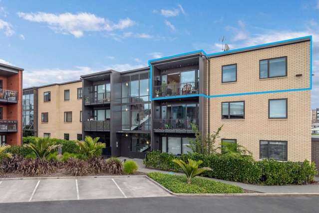201/10 Awataha Drive Northcote_3