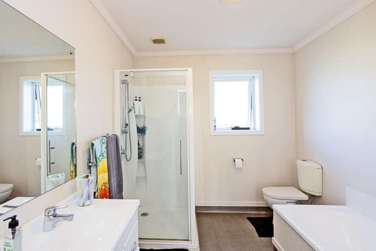 87 Lothian Crescent Strathern_13